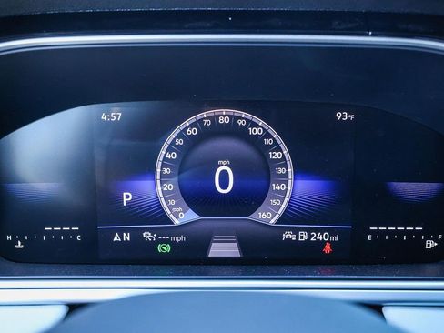 New 2025 Volkswagen Taos SE image 39