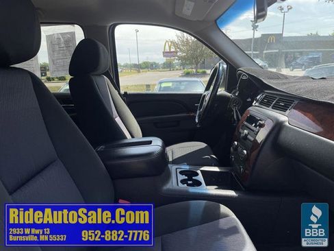 Used 2011 Chevrolet Avalanche LS w/ Regional Value Package AWD/4WD image 14