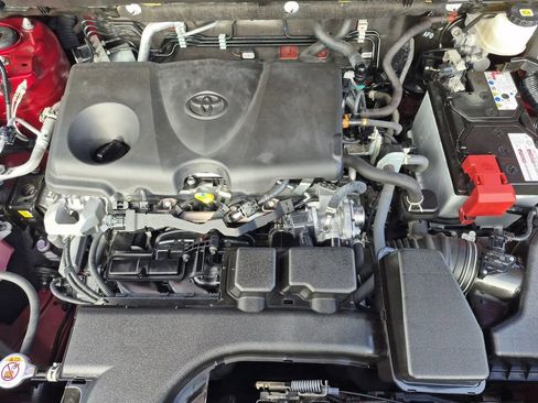 Used 2023 Toyota RAV4 XLE Premium image 16