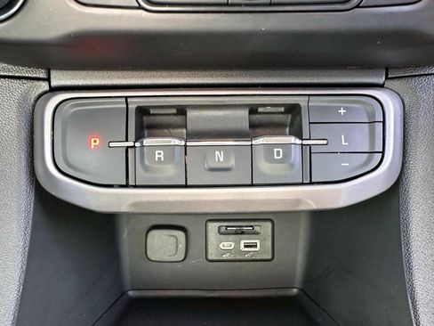 Used 2023 GMC Acadia AT4 w/ Technology Package AWD/4WD image 25