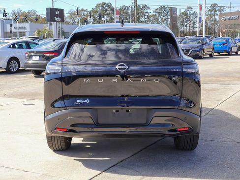 Certified 2025 Nissan Murano SV image 18