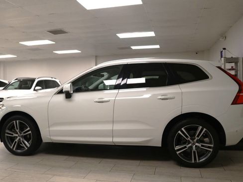 Used 2019 Volvo XC60 T5 Momentum w/ Premium Package image 11