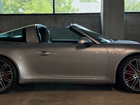Used 2015 Porsche 911 Targa 4S AWD/4WD image 10