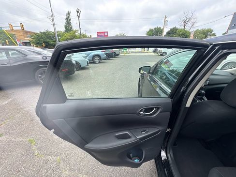 Used 2019 Nissan Sentra S FWD image 14