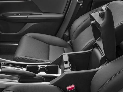Used 2017 Honda Accord EX-L image 15