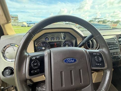 Used 2011 Ford F250 Lariat w/ FX4 Off Road Pkg AWD/4WD image 11