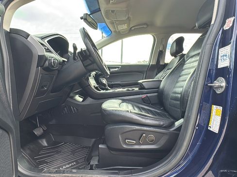 Used 2016 Ford Edge SEL w/ Equipment Group 201A image 9