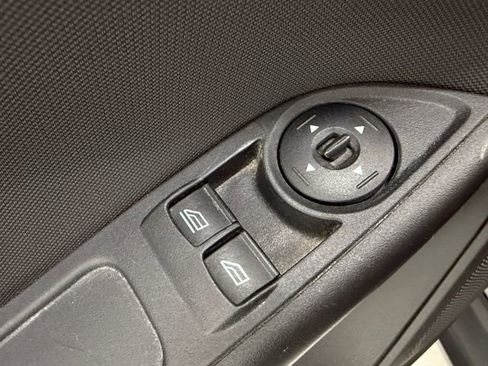 Used 2016 Ford Focus S image 27