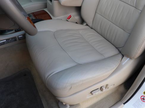 Used 2007 Lexus LX 470 4WD image 56