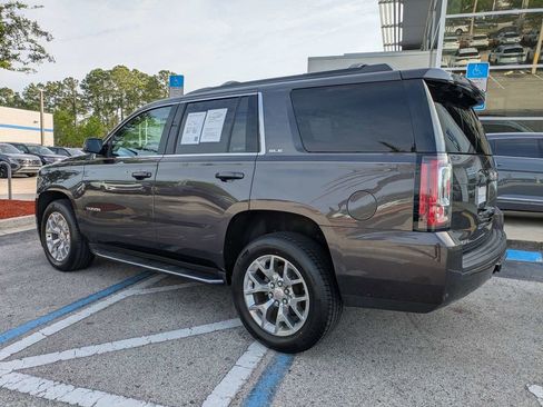 Used 2018 GMC Yukon SLE w/ SLE Value Package AWD/4WD image 4