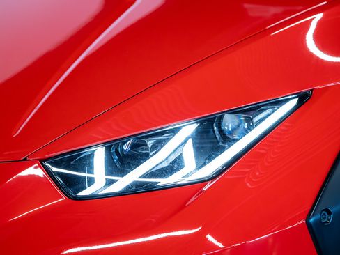 Used 2024 Lamborghini Huracan Sterrato AWD/4WD image 23