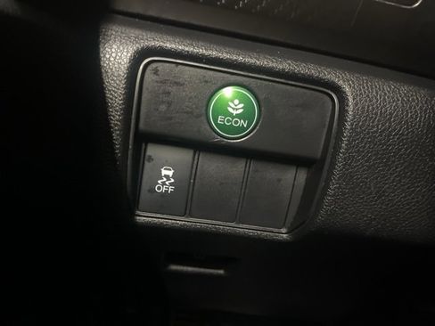 Used 2016 Honda Accord Sport image 22