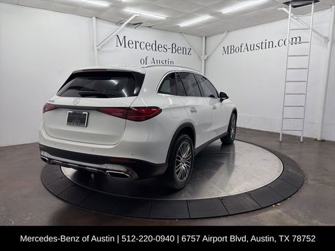 Used 2026 Mercedes-Benz GLC 300 image 8