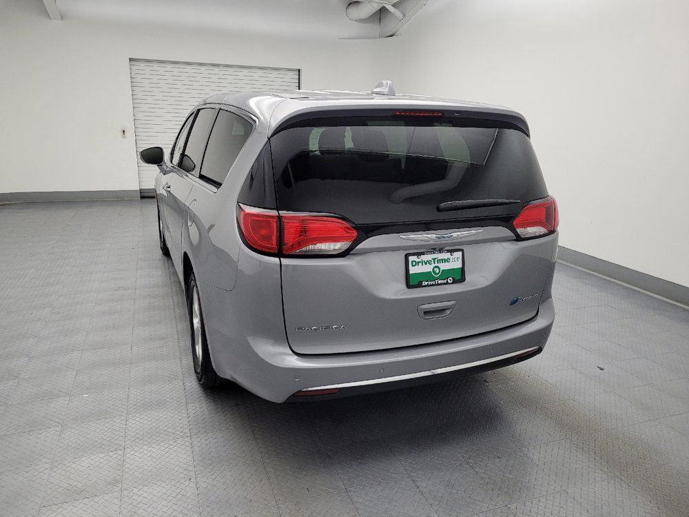 Used 2018 Chrysler Pacifica Touring Plus FWD image 6
