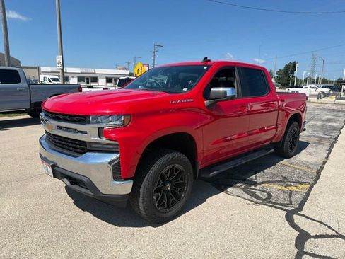 Used 2021 Chevrolet Silverado 1500 LT w/ Convenience Package II AWD/4WD image 1