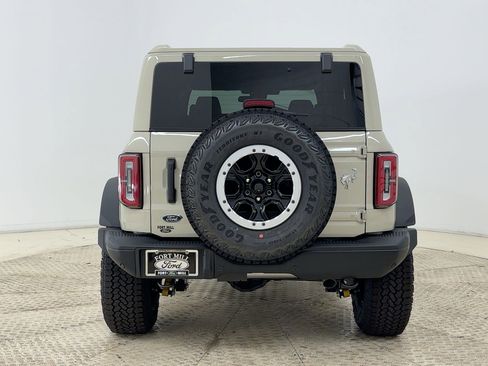 New 2025 Ford Bronco Badlands w/ Sasquatch Package image 9