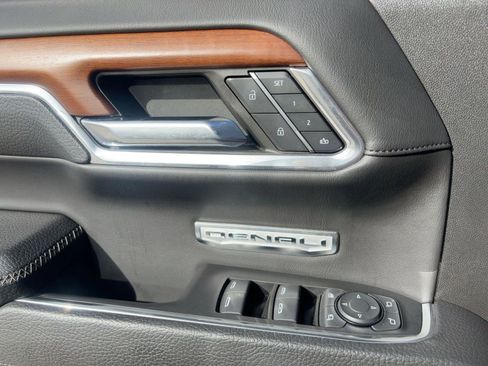 Used 2023 GMC Sierra 1500 Denali w/ Denali Reserve Package image 13