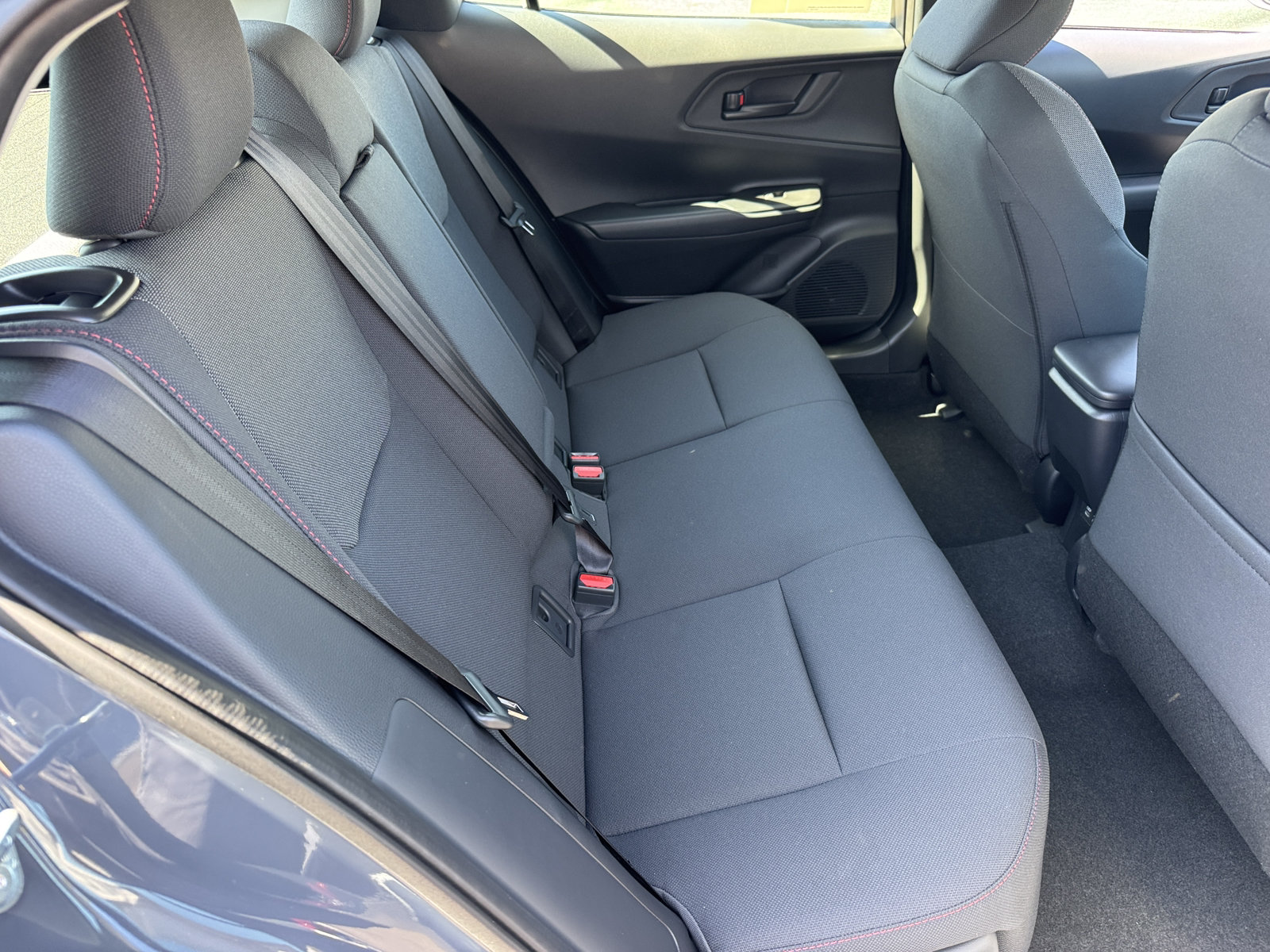 New 2027 Toyota Prius Plug-In Hybrid FWD image 5