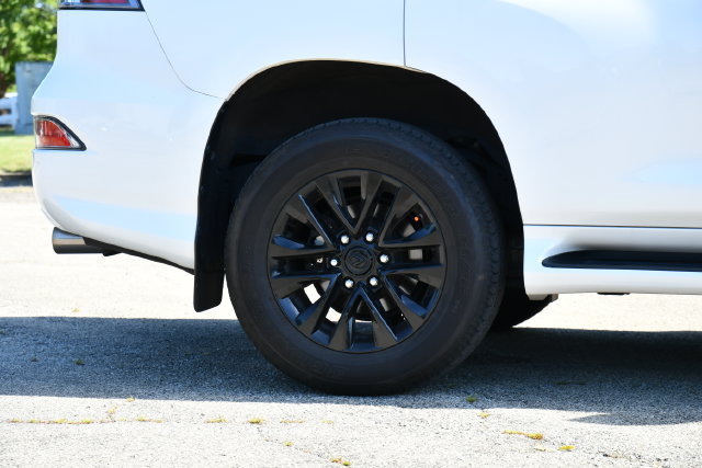 Used 2021 Lexus GX 460 Premium w/ Premium Package AWD/4WD image 9