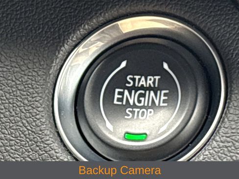 Used 2025 Buick Enclave Preferred FWD image 5