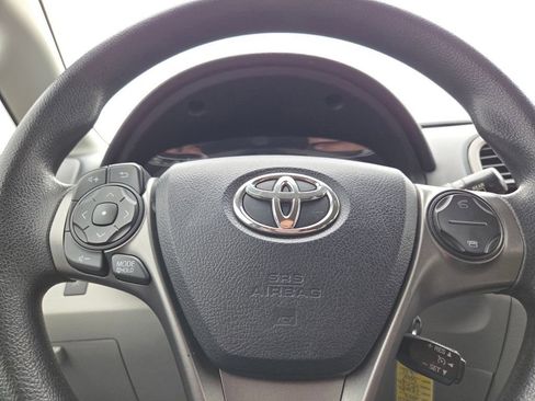 Used 2014 Toyota Venza LE w/ LE Convenience Package FWD image 29