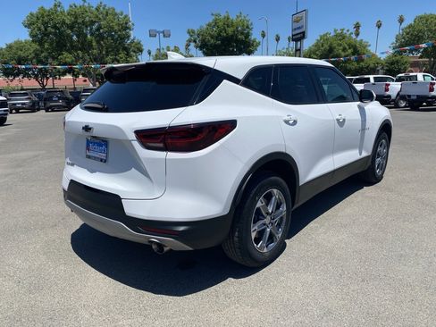 Used 2023 Chevrolet Blazer LT image 8