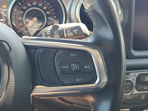 Used 2021 Jeep Wrangler Unlimited Sahara w/ Uconnect 4C Nav & Sound Group AWD/4WD image 18
