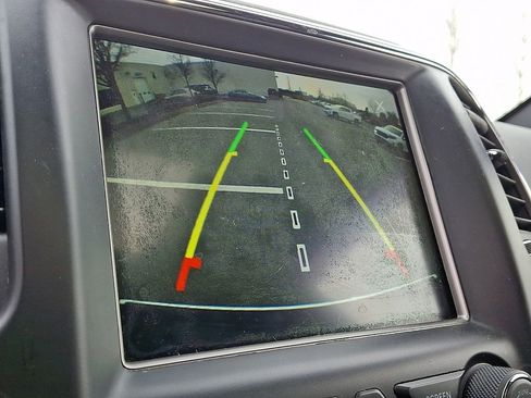 Used 2018 Jeep Grand Cherokee Limited w/ Mopar Chrome Edition Group image 4