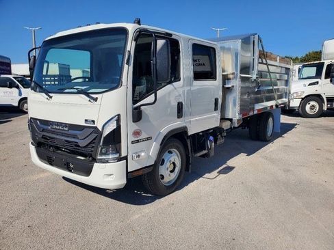 New 2025 Isuzu NPR RWD image 2