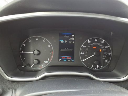 Used 2025 Toyota Corolla SE image 17