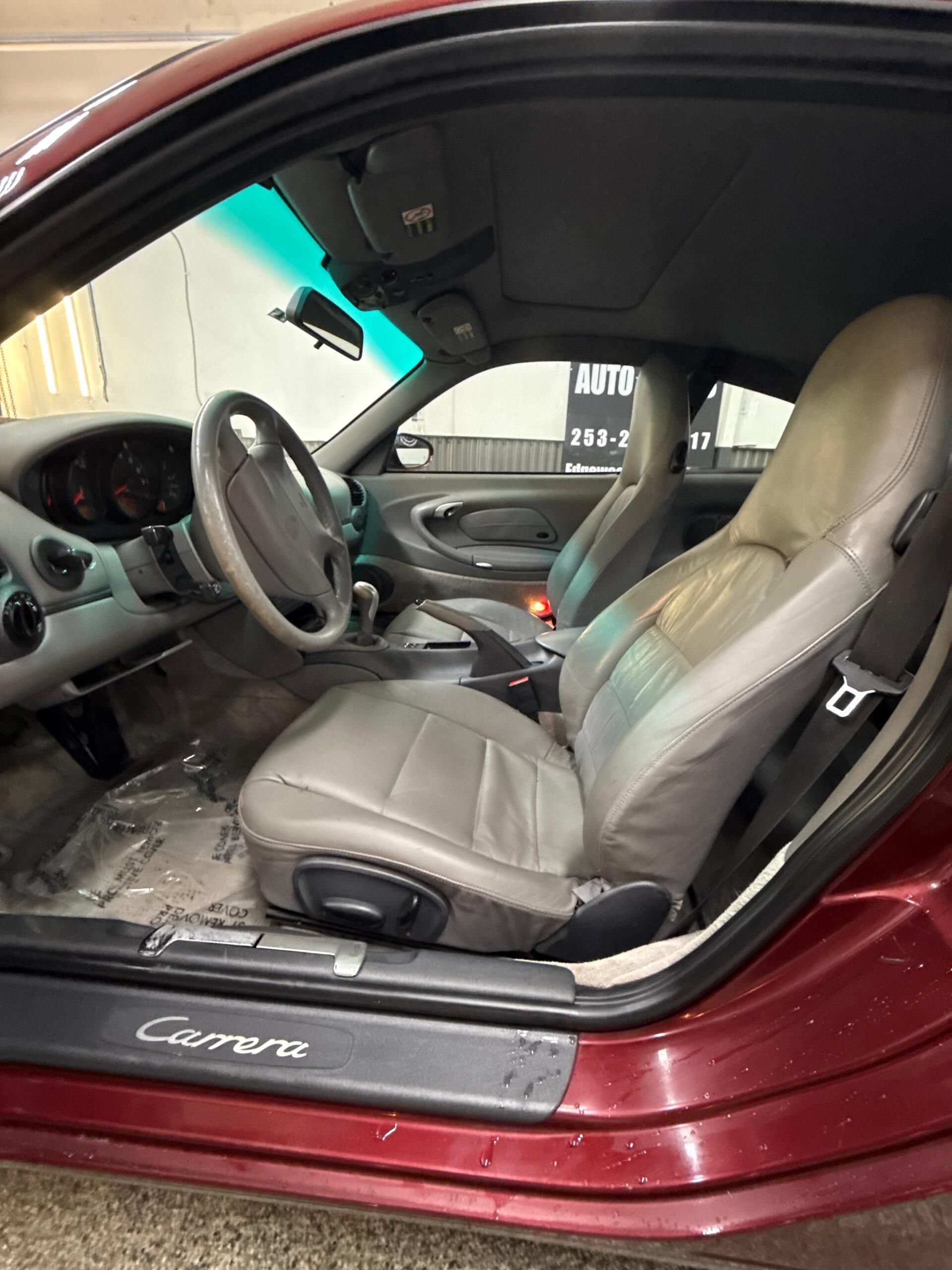 Used 1999 Porsche 911 Carrera RWD image 7