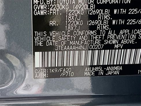 Certified 2022 Toyota Venza LE image 27