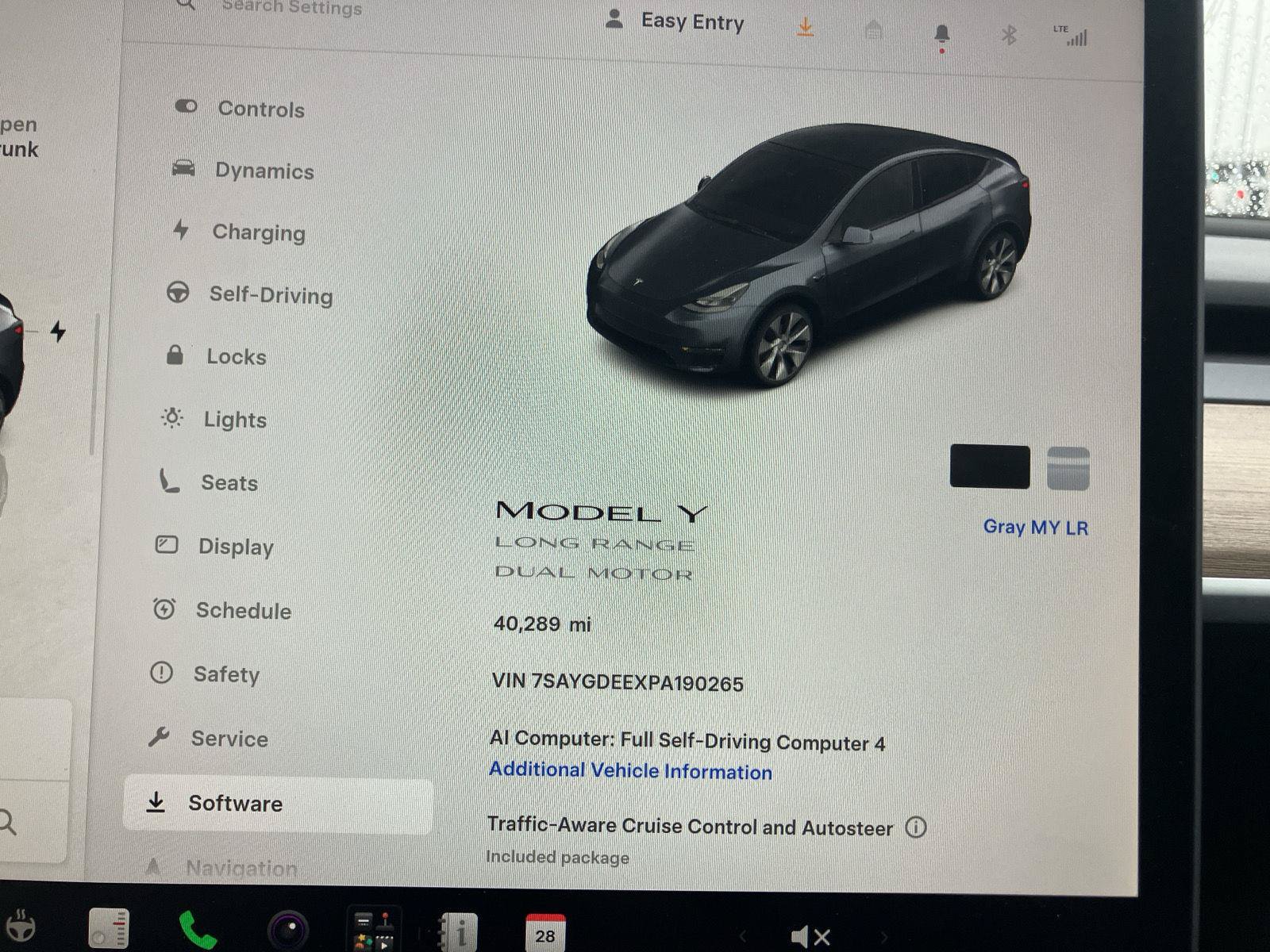 Used 2023 Tesla Model Y Long Range AWD/4WD image 11