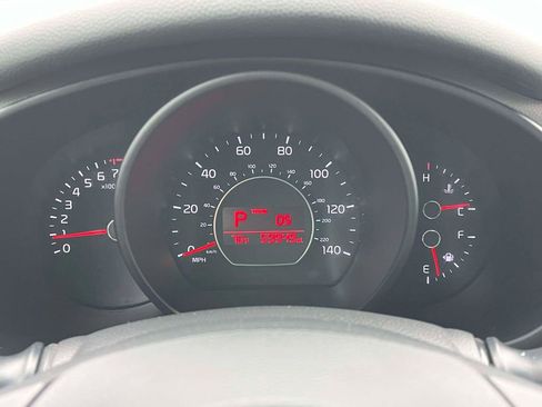 Used 2016 Kia Soul FWD image 20