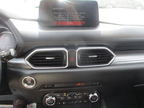 Used 2018 MAZDA CX-5 Touring w/ Preferred Equipment Package FWD image 5