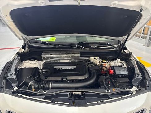 Used 2019 Cadillac XT4 Premium Luxury AWD/4WD image 44