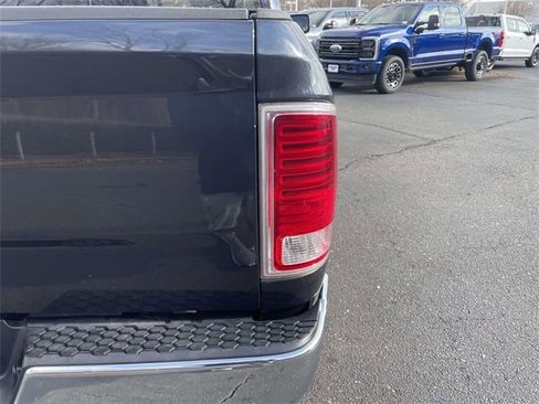 Used 2019 RAM 1500 Laramie image 32