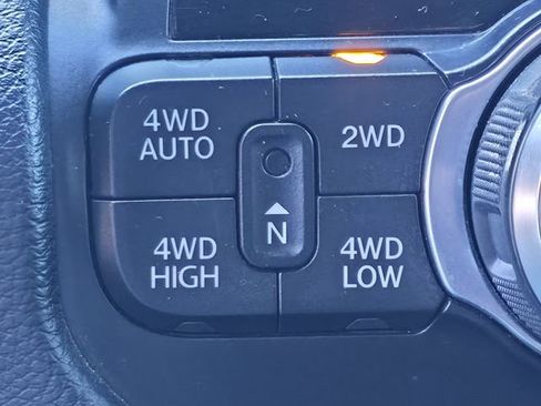 Used 2019 RAM 1500 Big Horn image 22