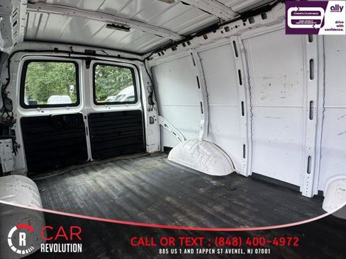 Used 2020 Chevrolet Express 2500 w/ Driver Convenience Package image 11