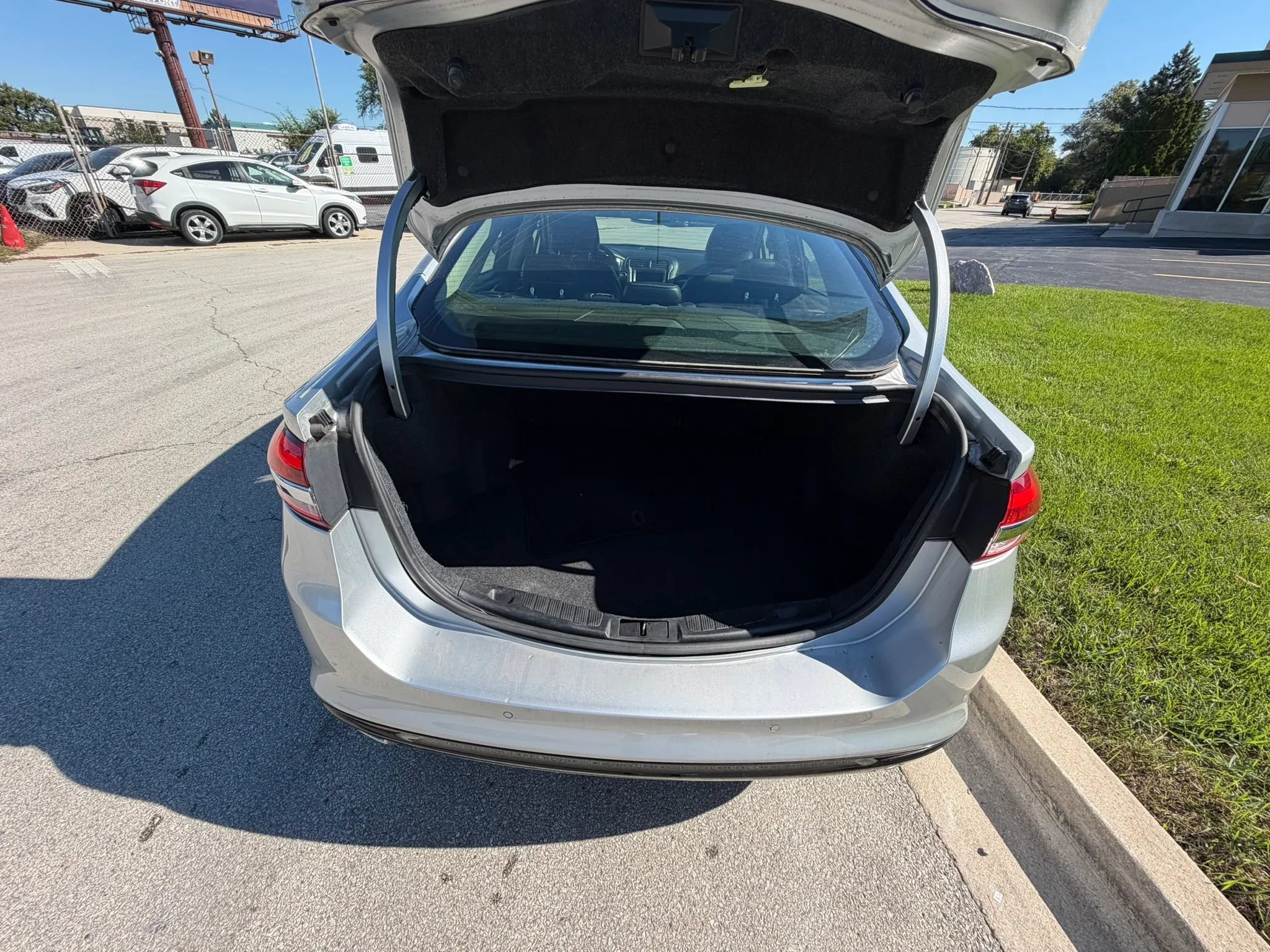 Used 2018 Ford Fusion Titanium AWD/4WD image 13
