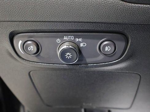 Used 2023 Buick Encore GX Select w/ Safety Package II AWD/4WD image 32