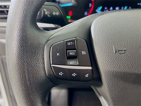 Used 2020 Ford Escape SE image 13