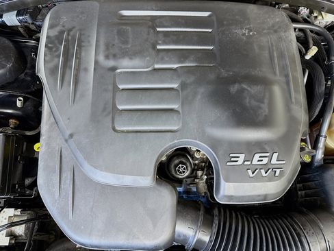 Used 2016 Dodge Charger SE w/ Popular Equipment Group image 38