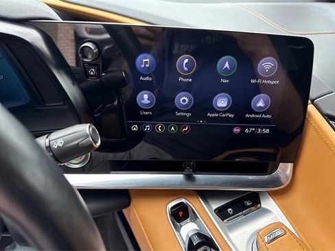 Used 2020 Chevrolet Corvette Stingray Preferred Cpe w/ 2LT Preferred Equipment Group image 11