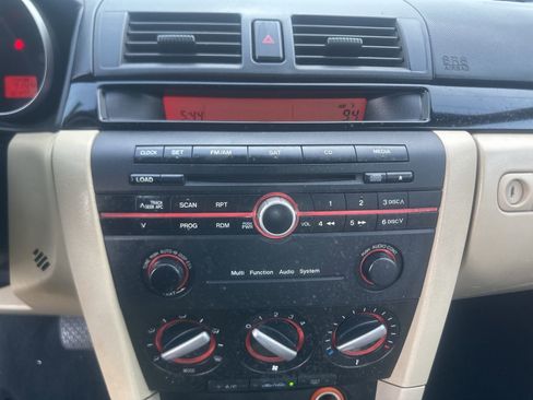 Used 2006 MAZDA MAZDA3 i Touring FWD image 24