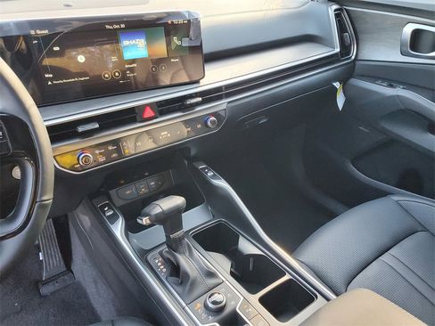 New 2026 Kia Sorento EX image 17
