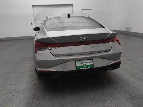 Used 2023 Hyundai Elantra SEL w/ Cargo Package image 6