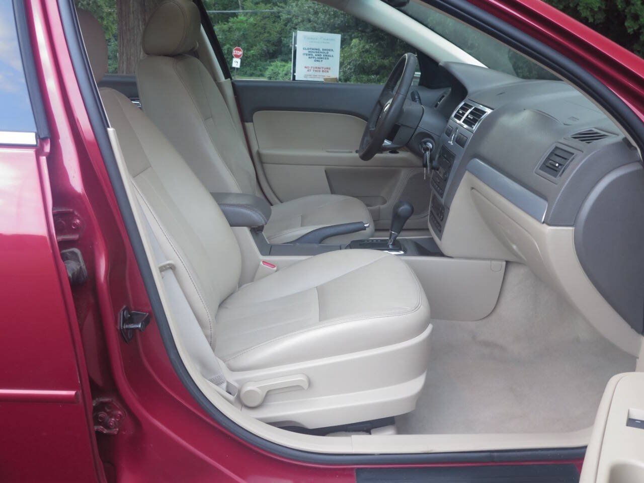 Used 2007 Mercury Milan Premier AWD/4WD image 16