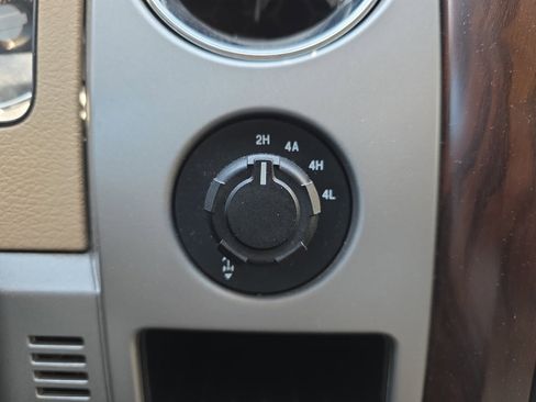 Used 2012 Ford F150 Lariat w/ Lariat Chrome Pkg AWD/4WD image 36