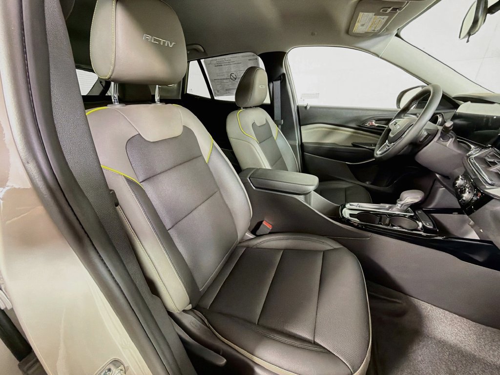 New 2026 Chevrolet Trax ACTIV w/ Driver Confidence Package FWD image 23